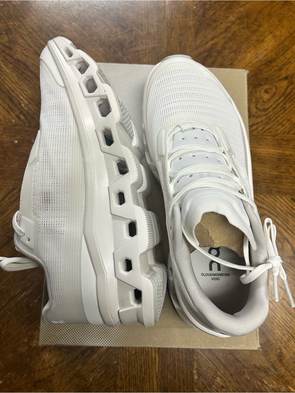 On Running women’s Cloudmonster Void Sneakers in White